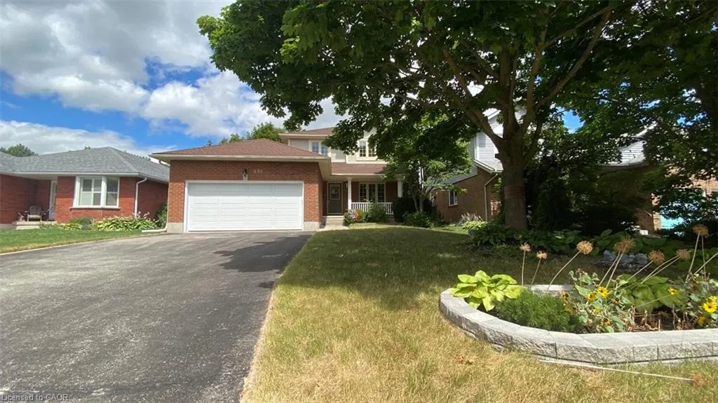489 Timbercroft Crescent