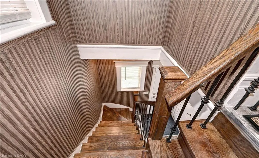 831 Hamilton Street