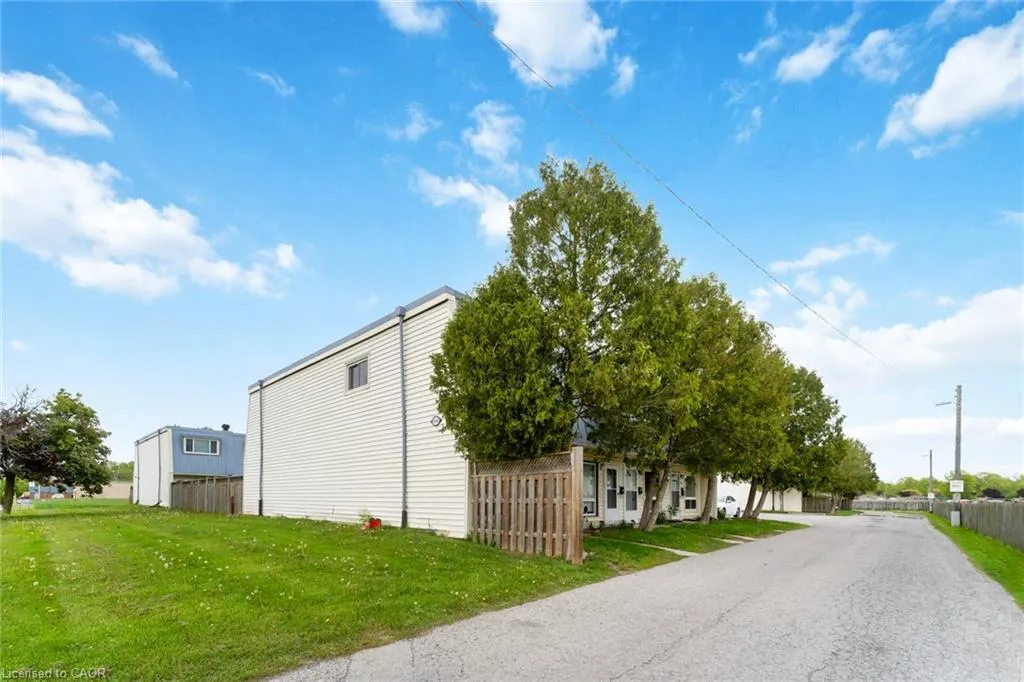 8646 Willoughby Drive, #10