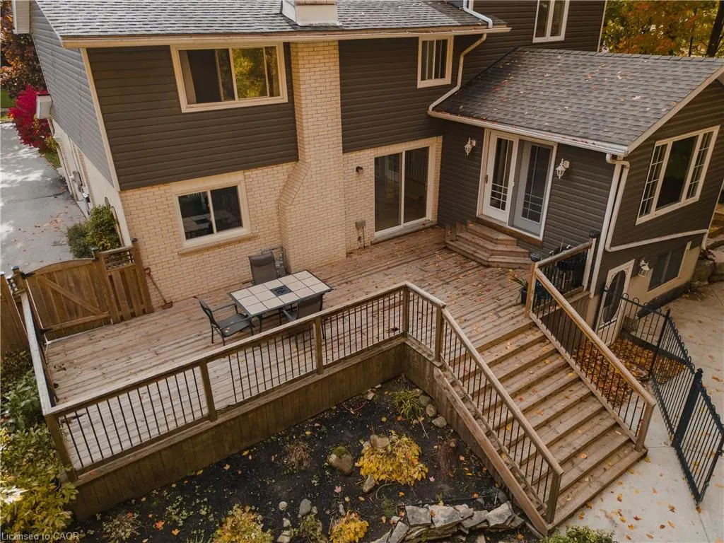 26 Nightingale Crescent