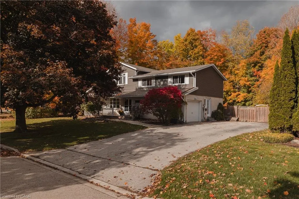 26 Nightingale Crescent