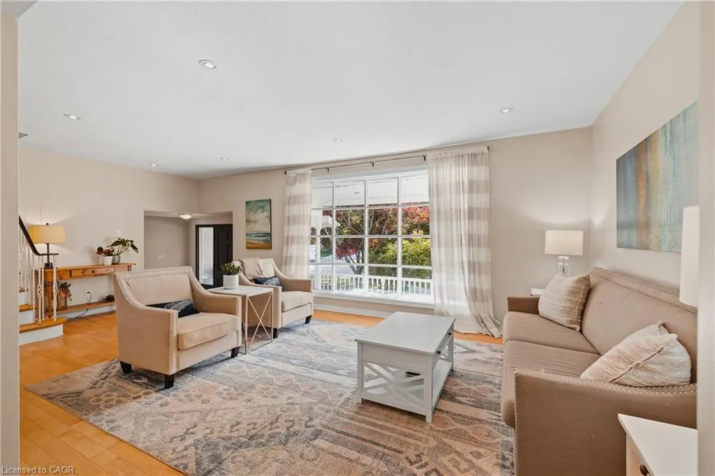 26 Nightingale Crescent