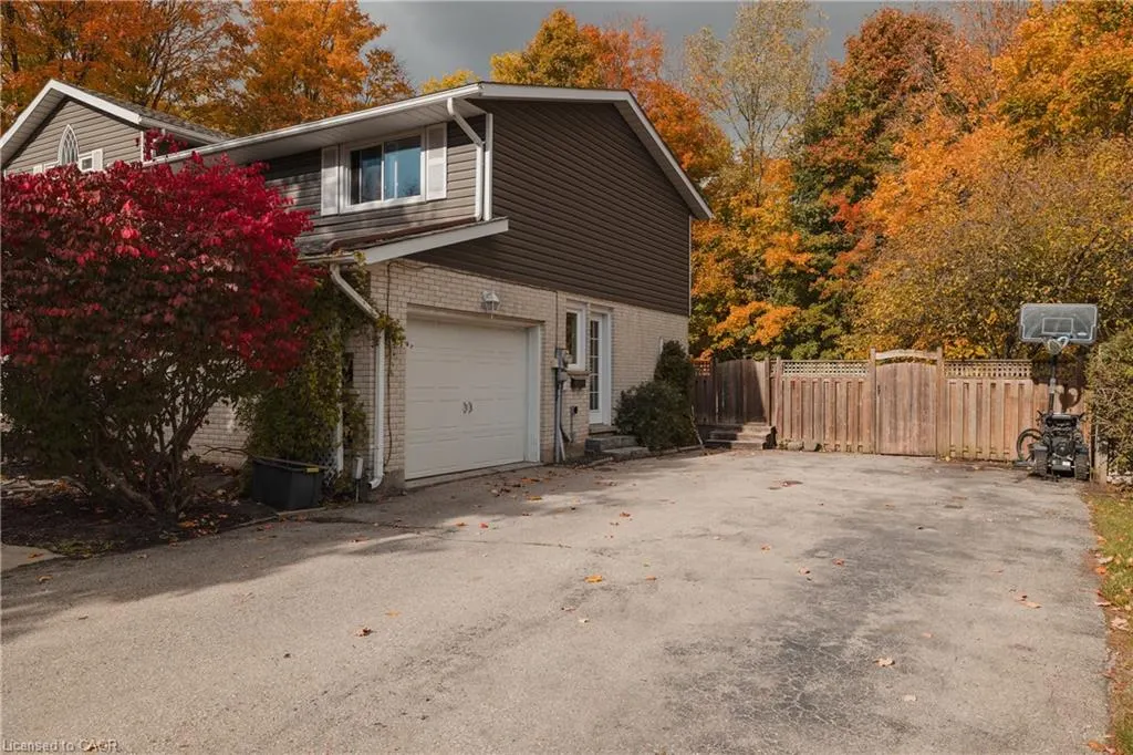 26 Nightingale Crescent