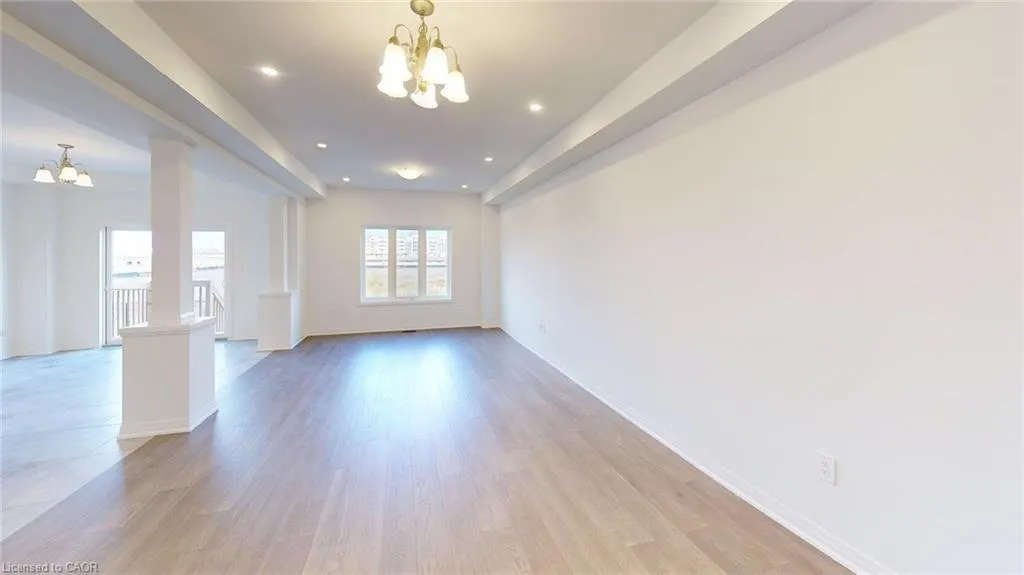 196 Cittadella Boulevard