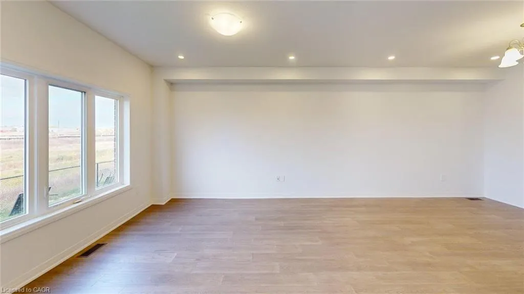 196 Cittadella Boulevard