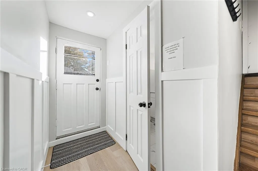 19 Elm Ridge Drive, #LOWER