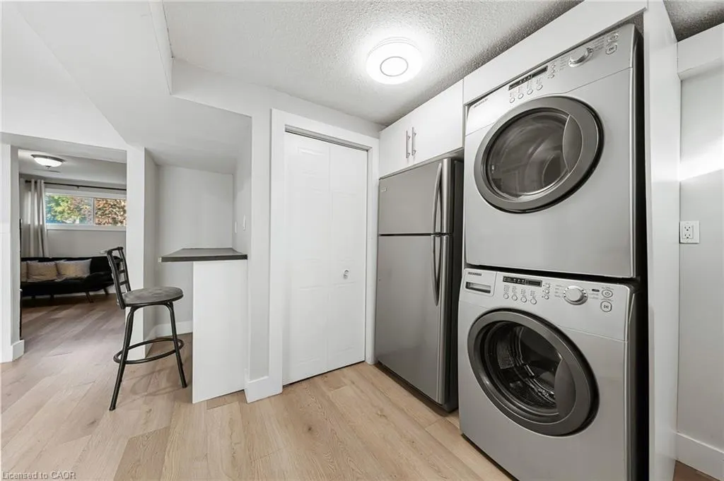 19 Elm Ridge Drive, #LOWER