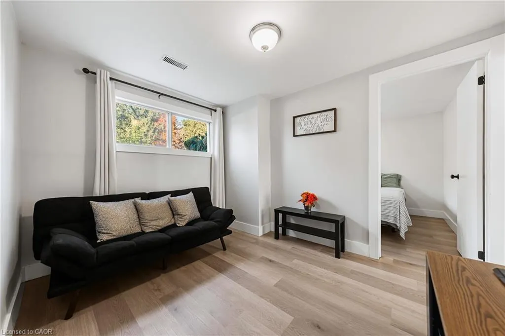 19 Elm Ridge Drive, #LOWER