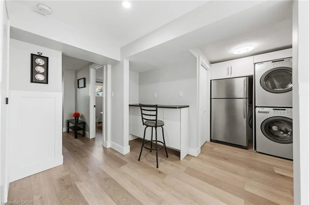 19 Elm Ridge Drive, #LOWER