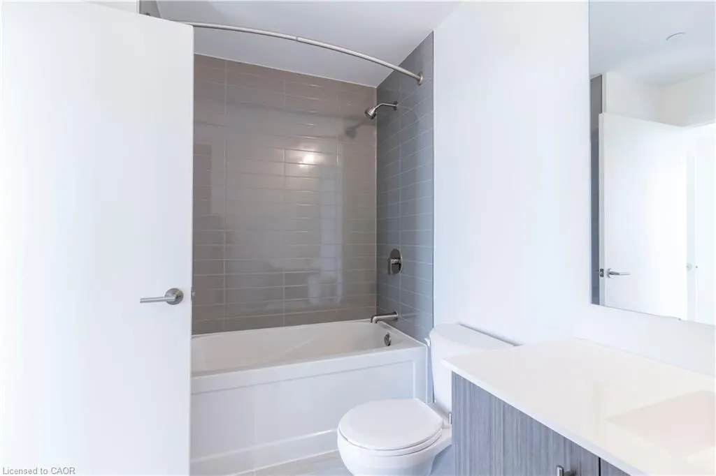 25 Wellington Street S, #1610