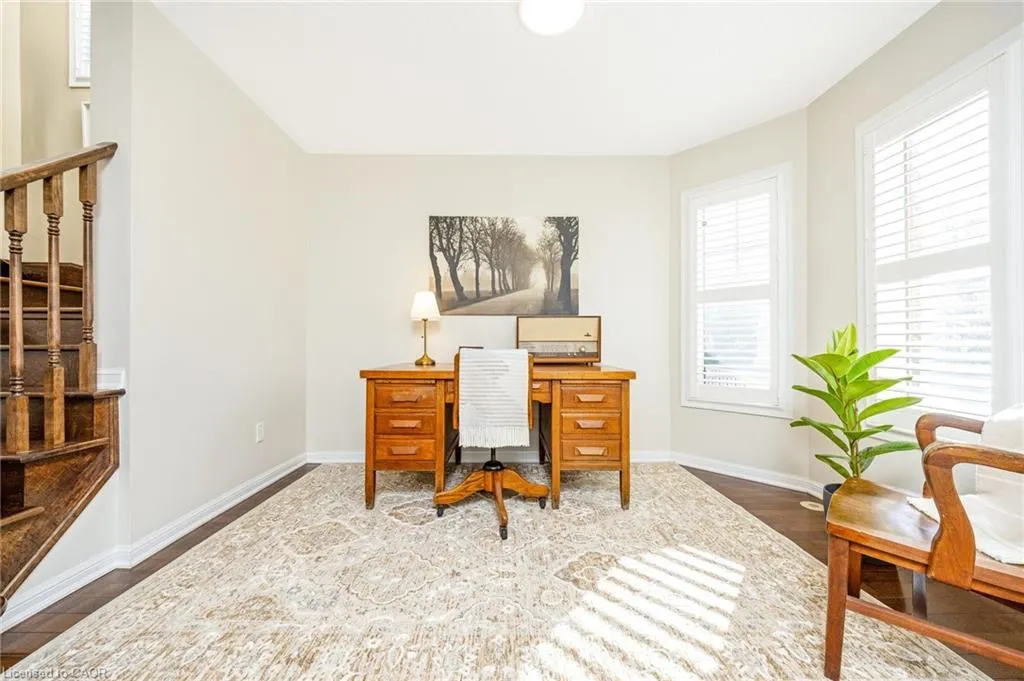 855 Fowles Court