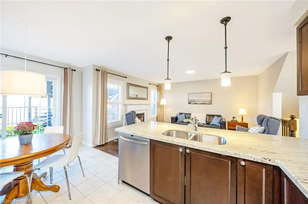 855 Fowles Court
