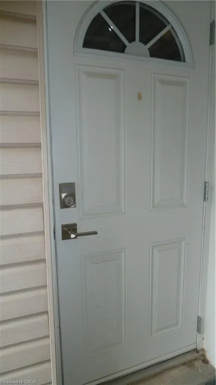 6 Grenville Avenue, #LOWER