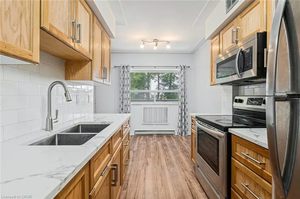 11 Woodman Drive, #203