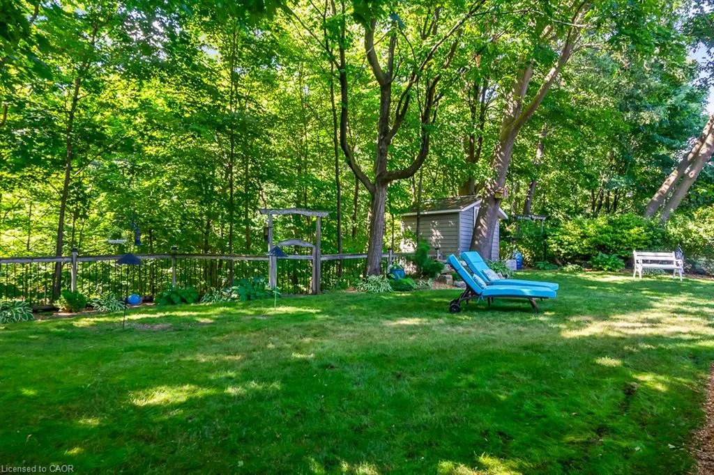 1318 Hillview Crescent