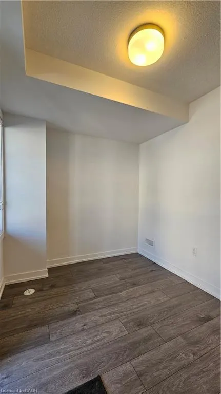 205 West Oak Trail, #3