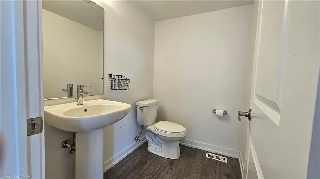 205 West Oak Trail, #3