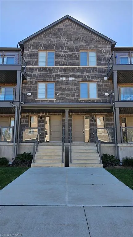 205 West Oak Trail, #3