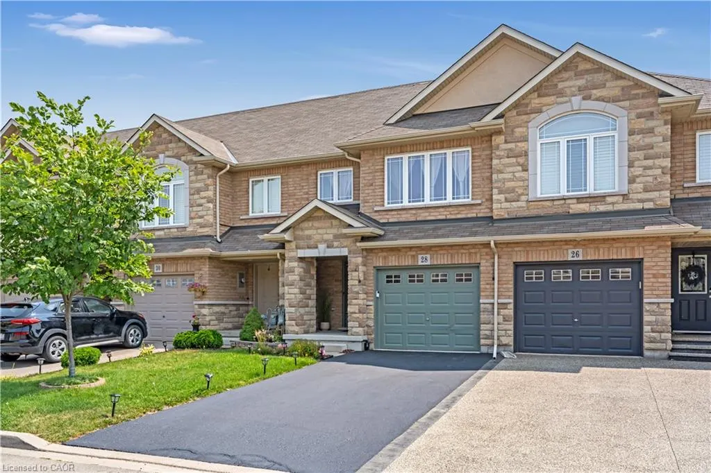 28 Charleswood Crescent