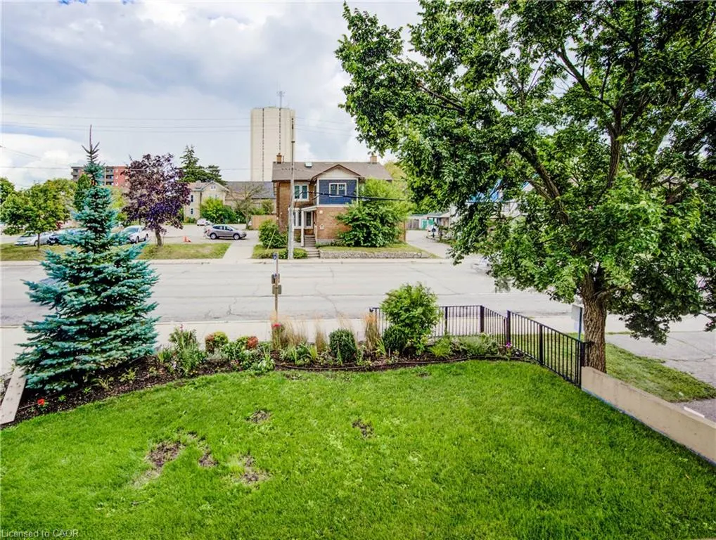 64 Benton Street, #1105