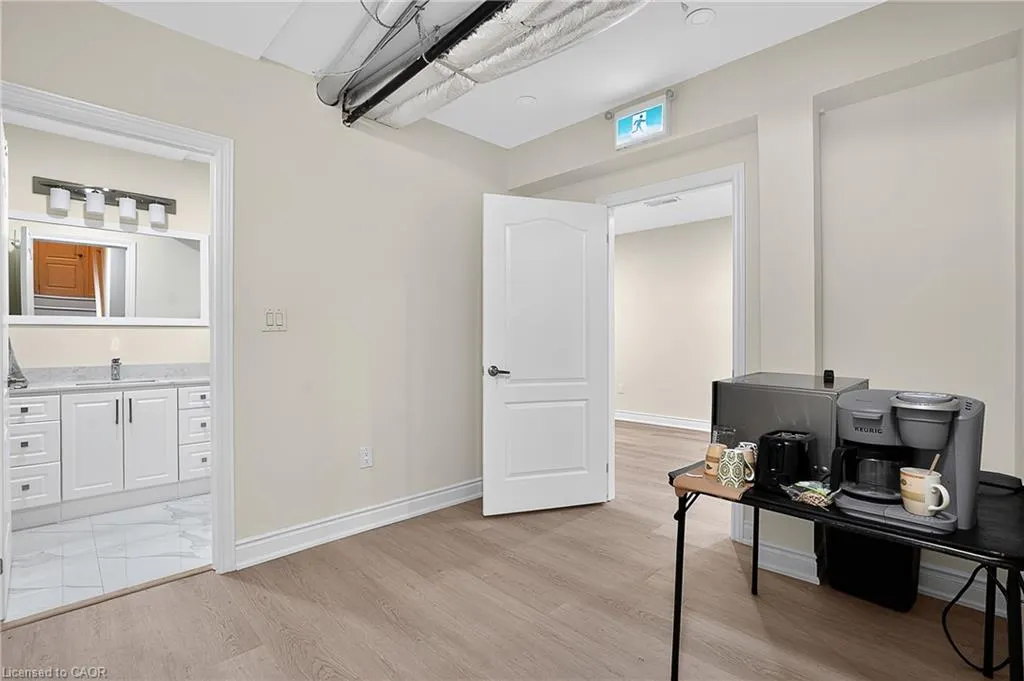 124 Seabrook Drive, #109 (Upper)