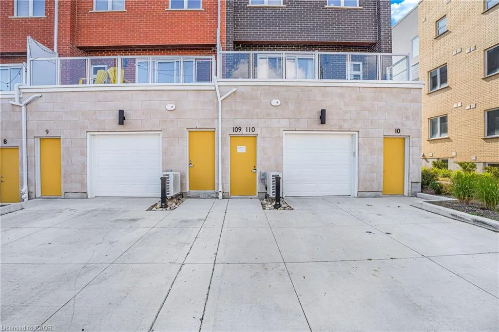 124 Seabrook Drive, #109 ( Lower)