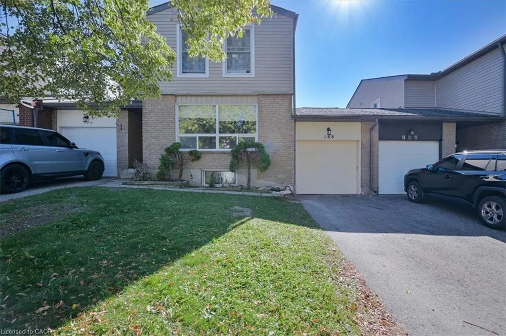 168 Silver Aspen Crescent
