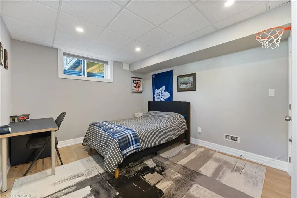 374 Sydenham Road