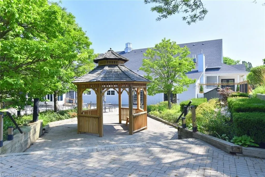 600 Silverbirch Boulevard, #102