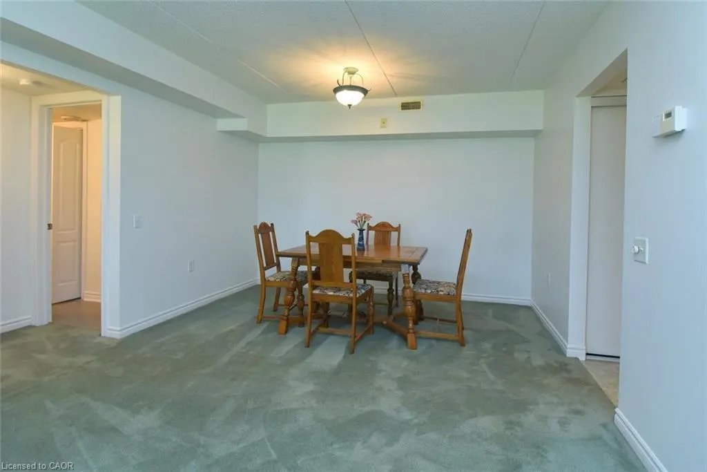 600 Silverbirch Boulevard, #102