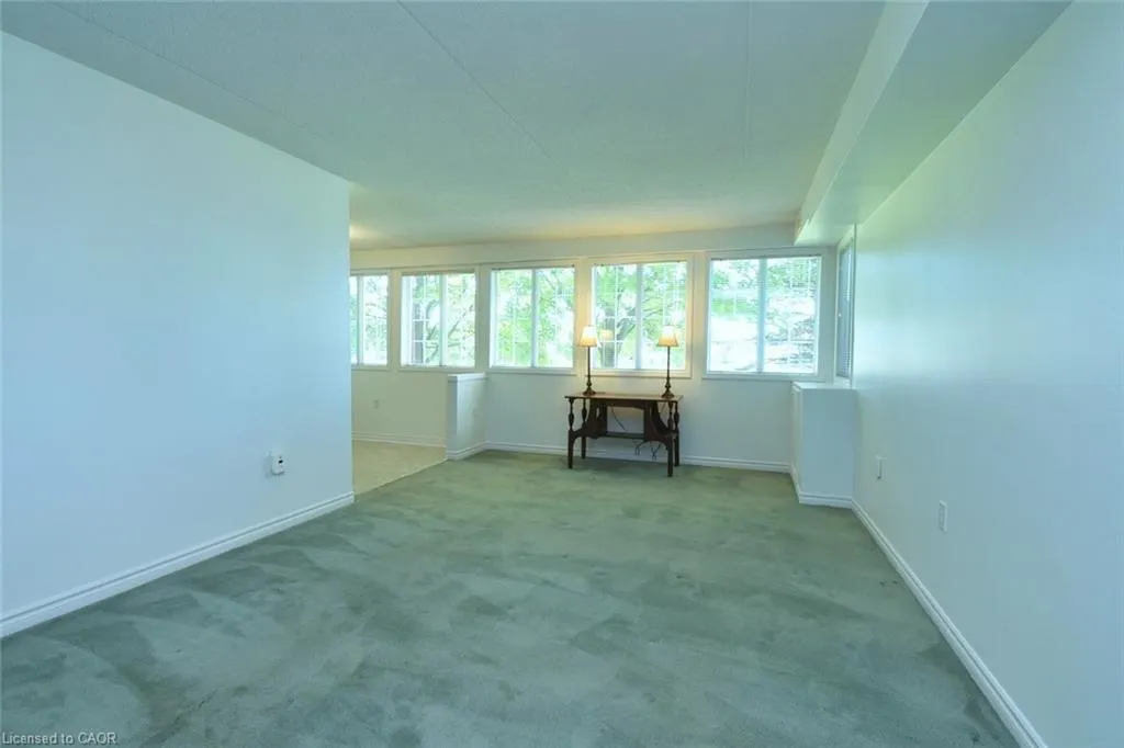 600 Silverbirch Boulevard, #102