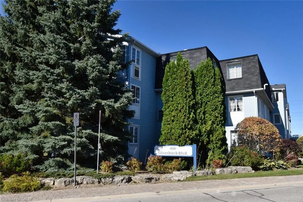 600 Silverbirch Boulevard, #102