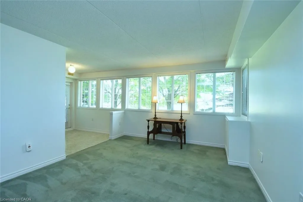 600 Silverbirch Boulevard, #102