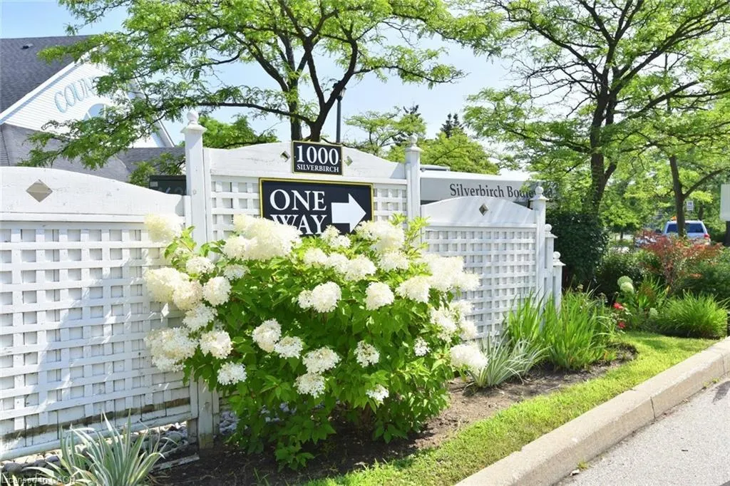 600 Silverbirch Boulevard, #102