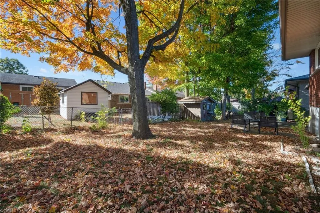 207 Laurentian Drive
