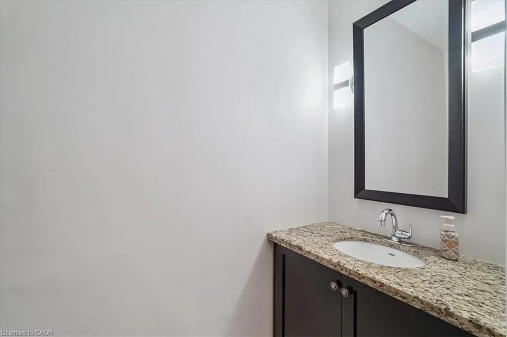 5070 Fairview Street, #102