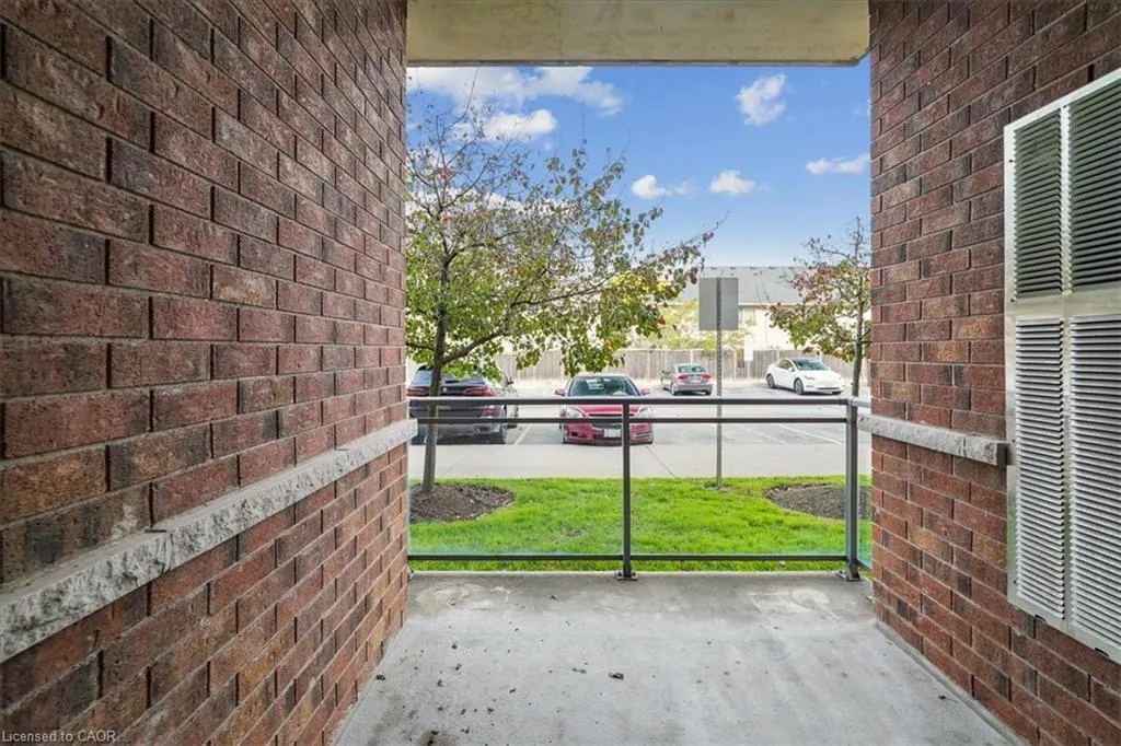 5070 Fairview Street, #102