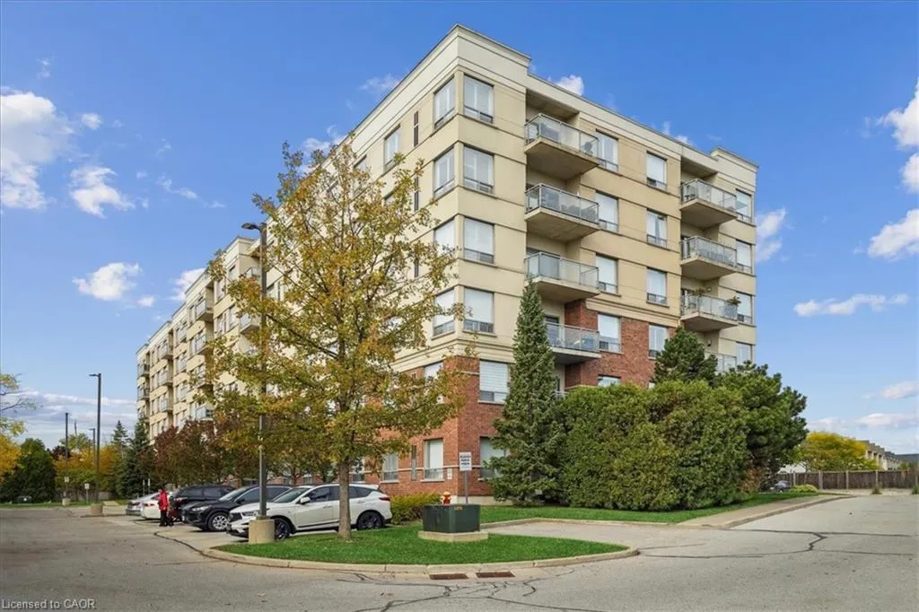 5070 Fairview Street, #102