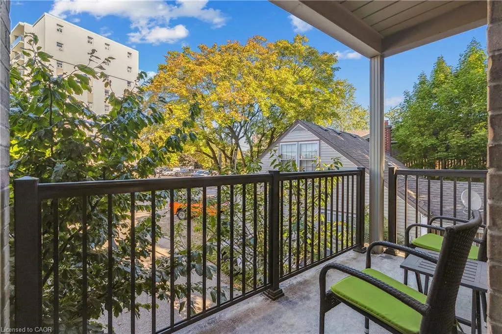 70 Stewart Street, #202