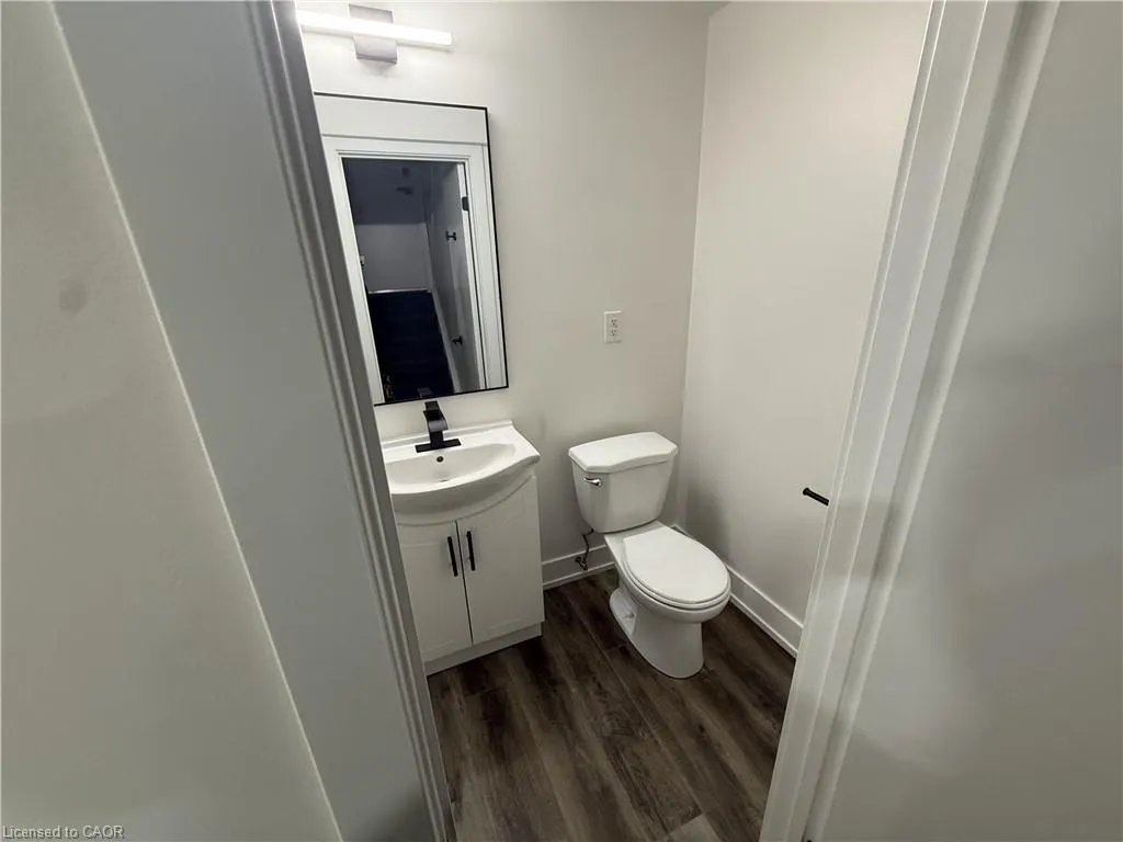 380 Ironwood Road, #LOWER