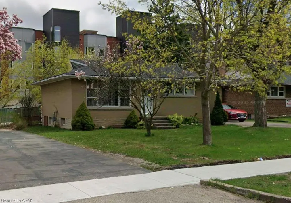 272 Sunview Street