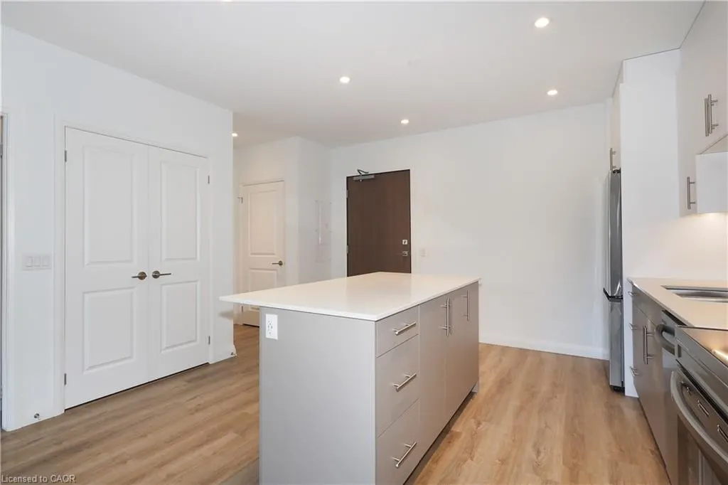 525 New Dundee Road, #417