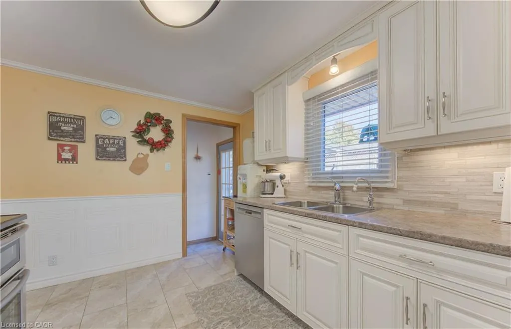 55 Gracefield Crescent