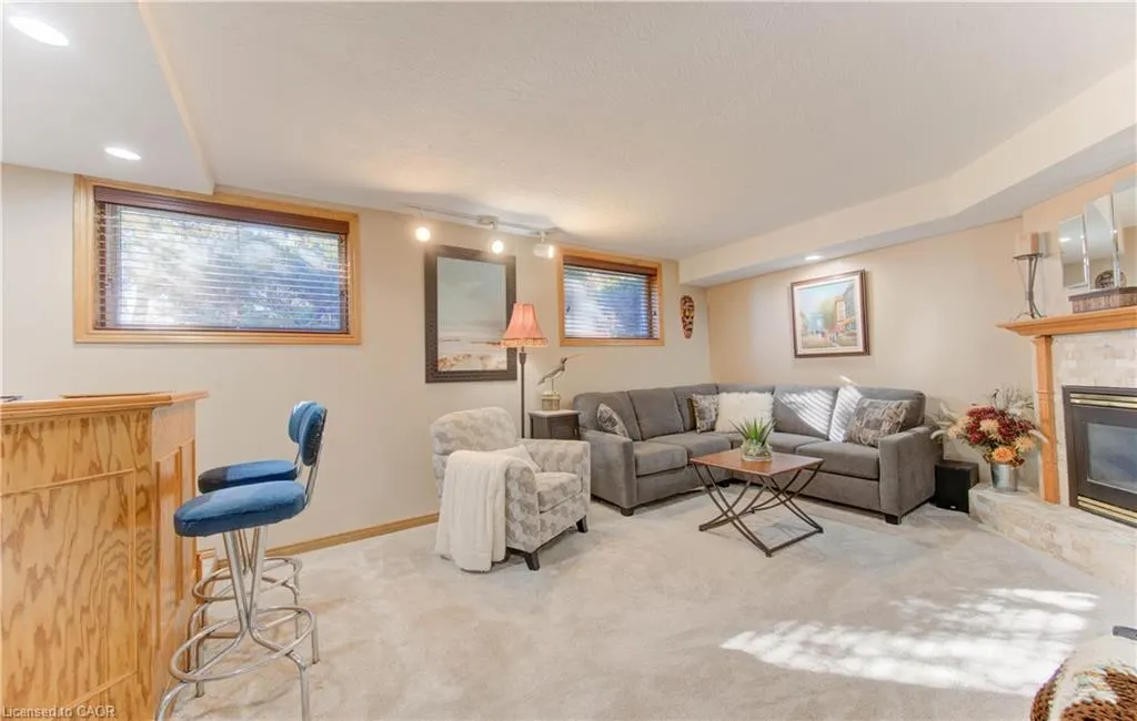 55 Gracefield Crescent