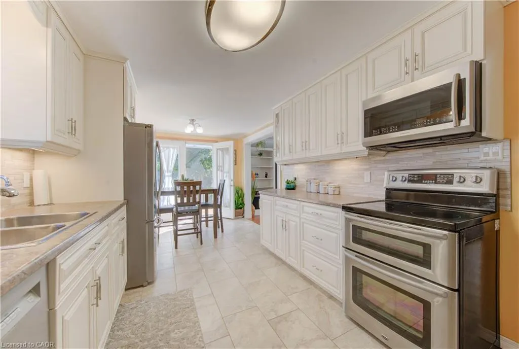 55 Gracefield Crescent