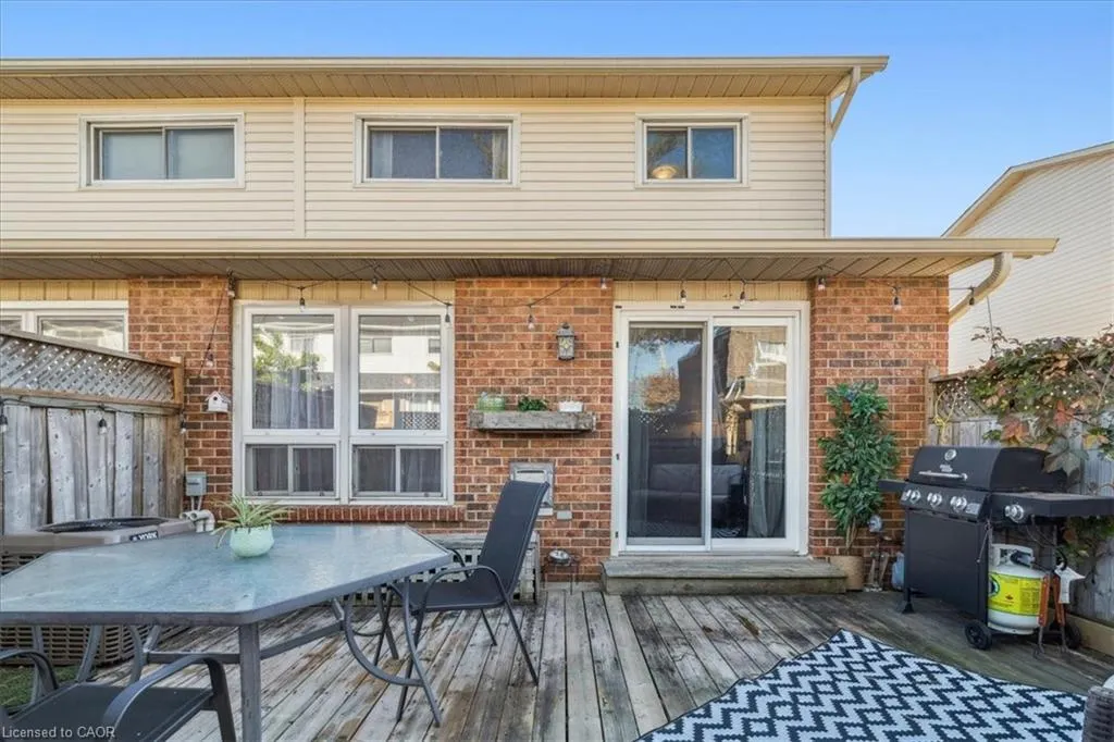 5088 New Street, #18