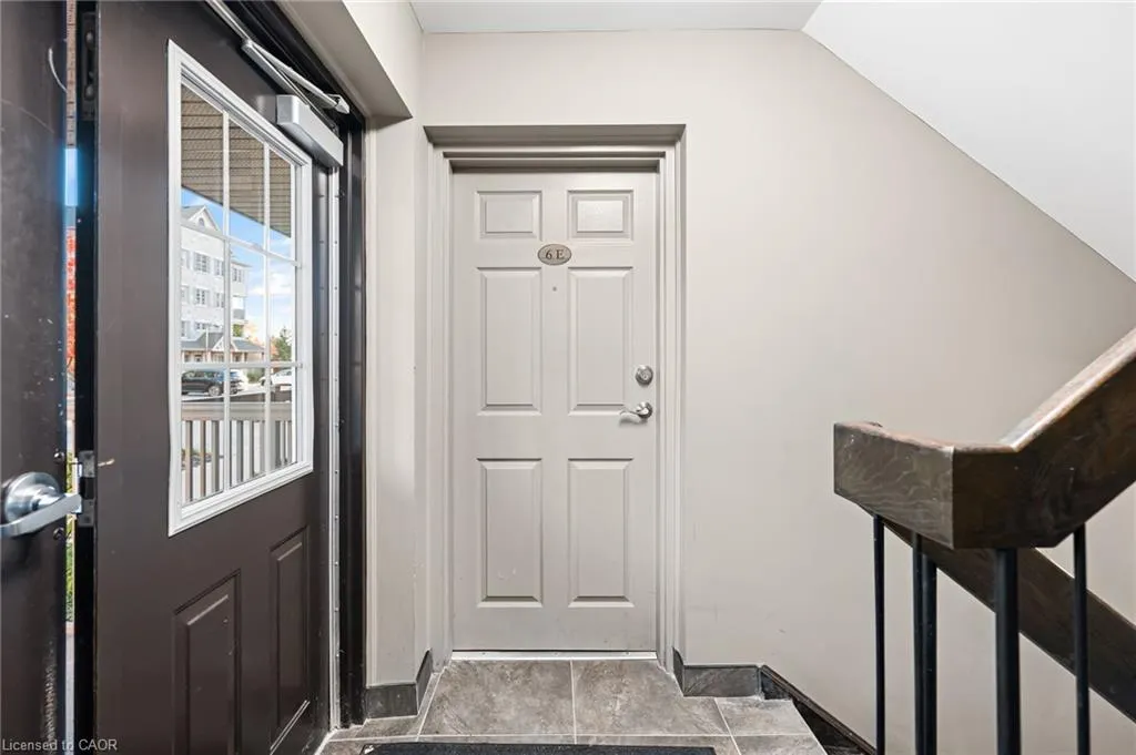 1460 Highland Road W, #6E