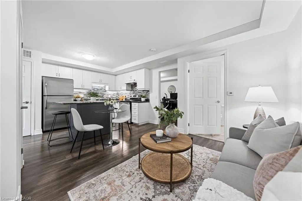 1460 Highland Road W, #6E