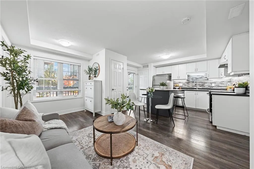 1460 Highland Road W, #6E