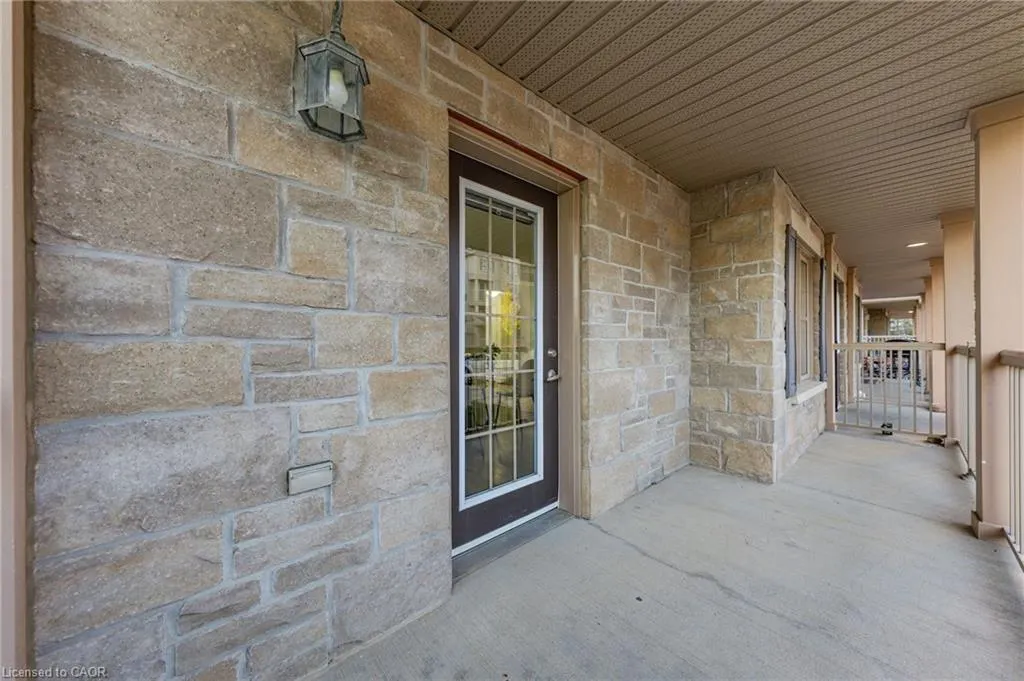 1460 Highland Road W, #6E